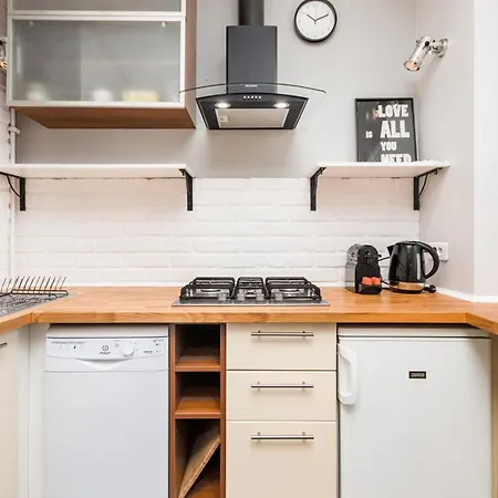 One By Your Freedom * Varsovie