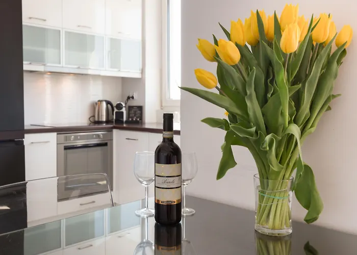 One By Your Freedom Varsovie