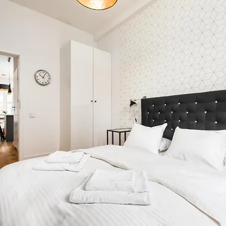 One By Your Freedom * ワルシャワ