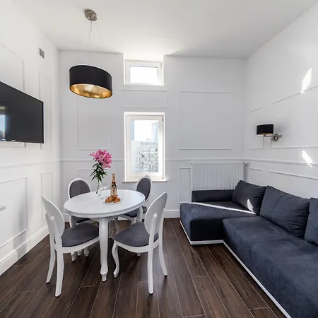 One By Your Freedom Βαρσοβία