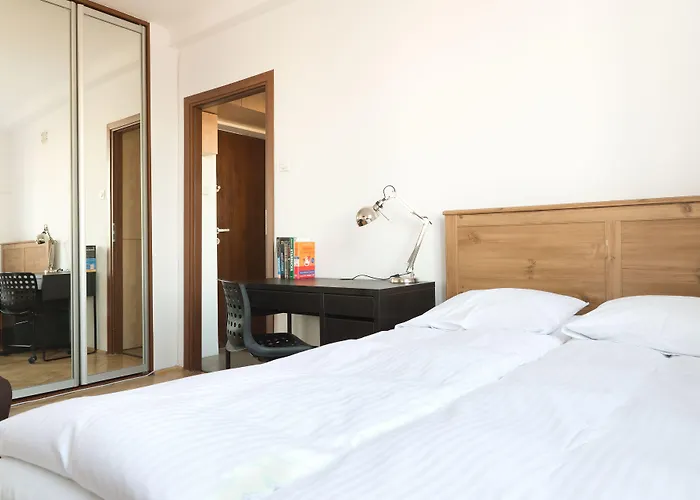 One By Your Freedom Apartment Warsaw