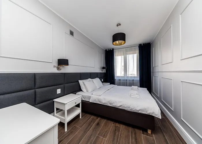 One By Your Freedom Βαρσοβία